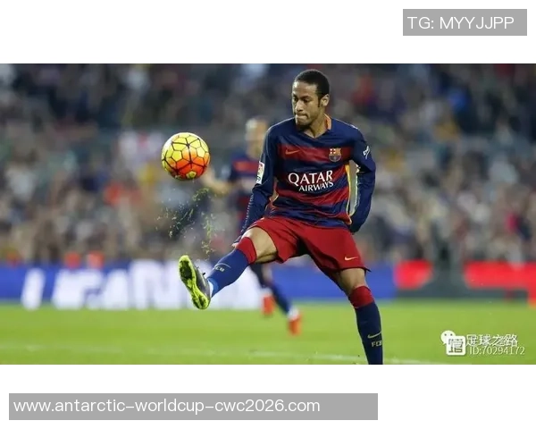 足球历史上十位最具过人技巧的传奇球员盘点与精彩瞬间回顾